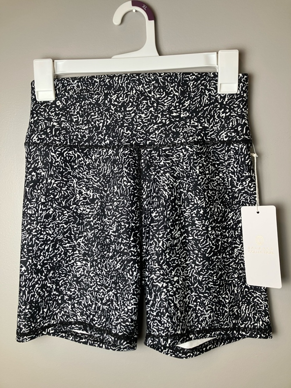 NWT Balance Collection Black and White Printed Women's Bicycle Shorts Size Med